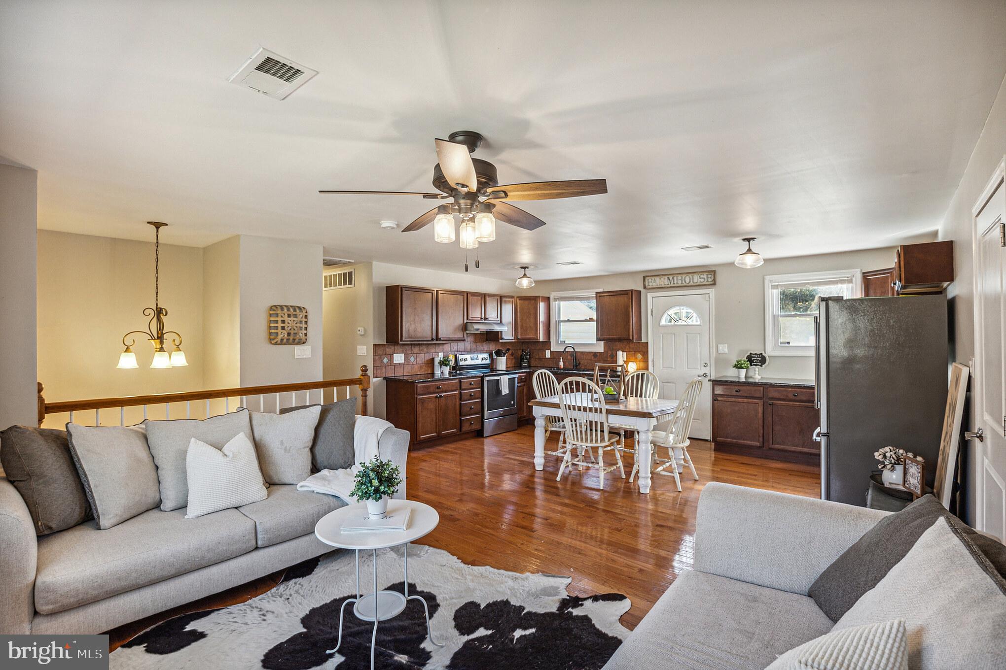 439 Three Bridge Road Newfield, NJ 08344 - Photo 3 of 30