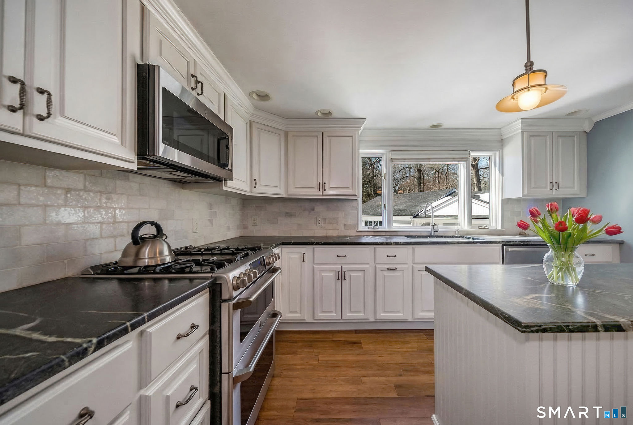 52 East Wharf Road Madison, CT 06443 - Photo 18 of 40