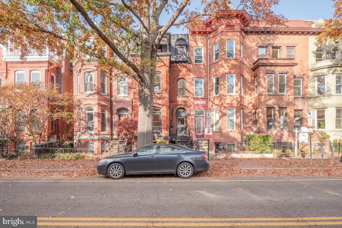 1113 P Street Northwest, Unit B Washington, DC 20005 - Photo 1 of 6