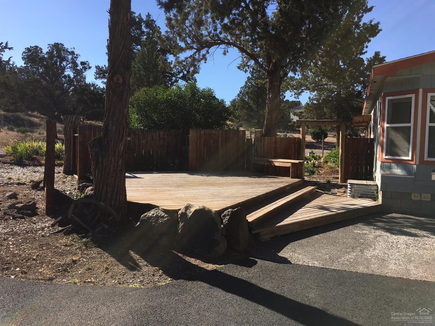 21300 Southwest Gift Road Bend, OR 97703 - Photo 3 of 19 Additional Photo