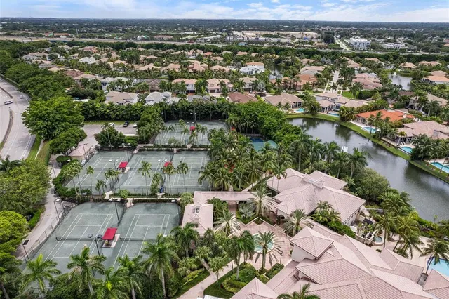 $5,495,000 | 366 Sweet Bay Avenue, Plantation, FL 33324