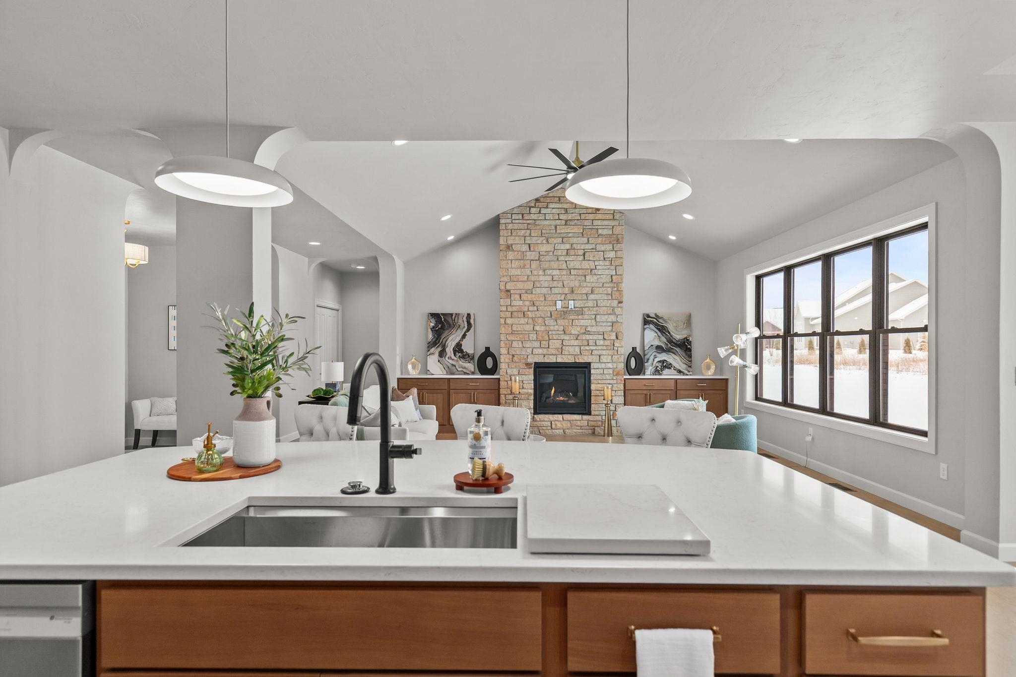 294 East Sweetwater Way Appleton, WI 54913 - Photo 17 of 84