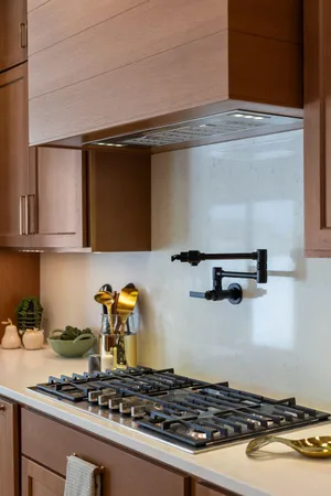 $799,900 | 294 East Sweetwater Way, Appleton, WI 54913