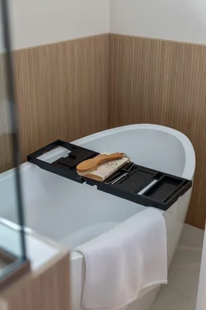 $799,900 | 294 East Sweetwater Way, Appleton, WI 54913