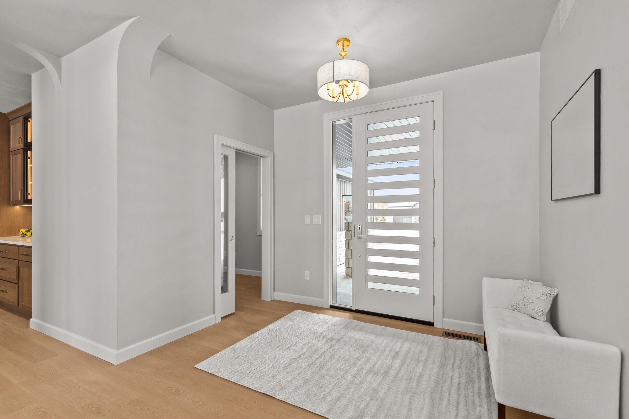 294 East Sweetwater Way Appleton, WI 54913 - Photo 5 of 84