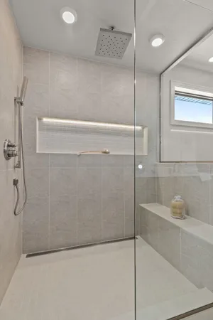 $799,900 | 294 East Sweetwater Way, Appleton, WI 54913