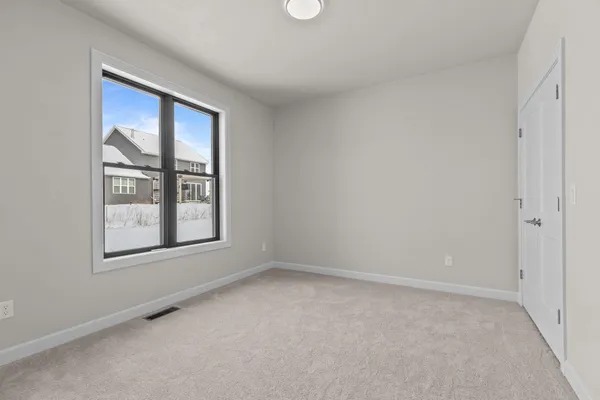 $799,900 | 294 East Sweetwater Way, Appleton, WI 54913