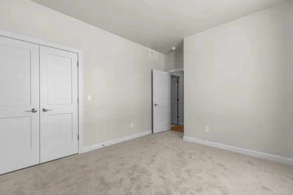 $799,900 | 294 East Sweetwater Way, Appleton, WI 54913