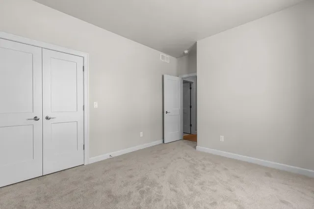 $799,900 | 294 East Sweetwater Way, Appleton, WI 54913