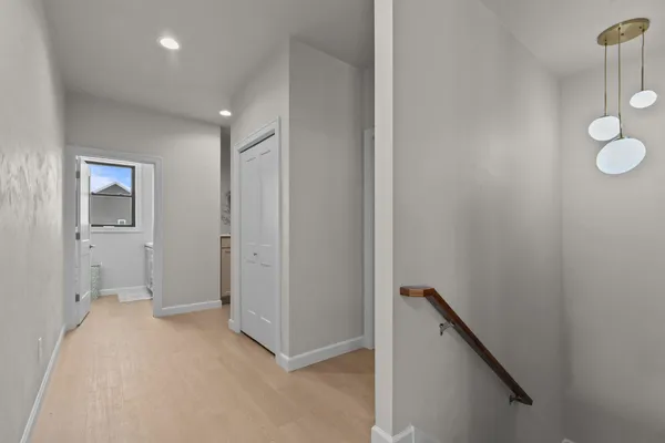 $799,900 | 294 East Sweetwater Way, Appleton, WI 54913