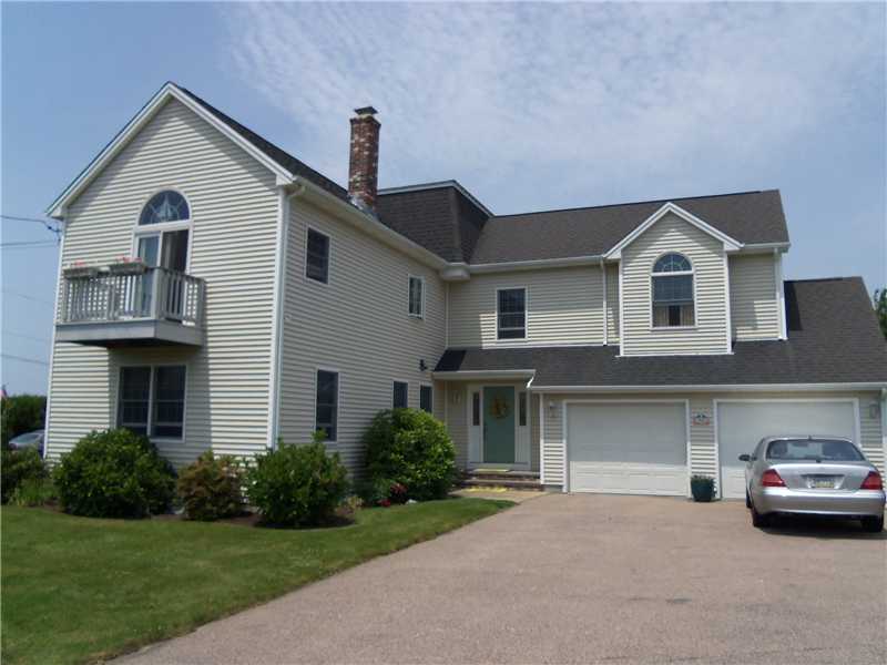 96 Conch Road Narragansett, RI 02882 - Photo 1 of 25 Exterior Front.