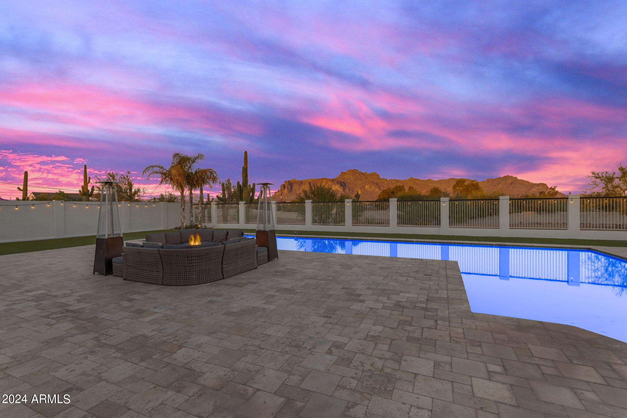 863 South Stagecoach Road Apache Junction, AZ 85119 - Photo 12 of 95 12-web-or-mls-12_271_a4m_br