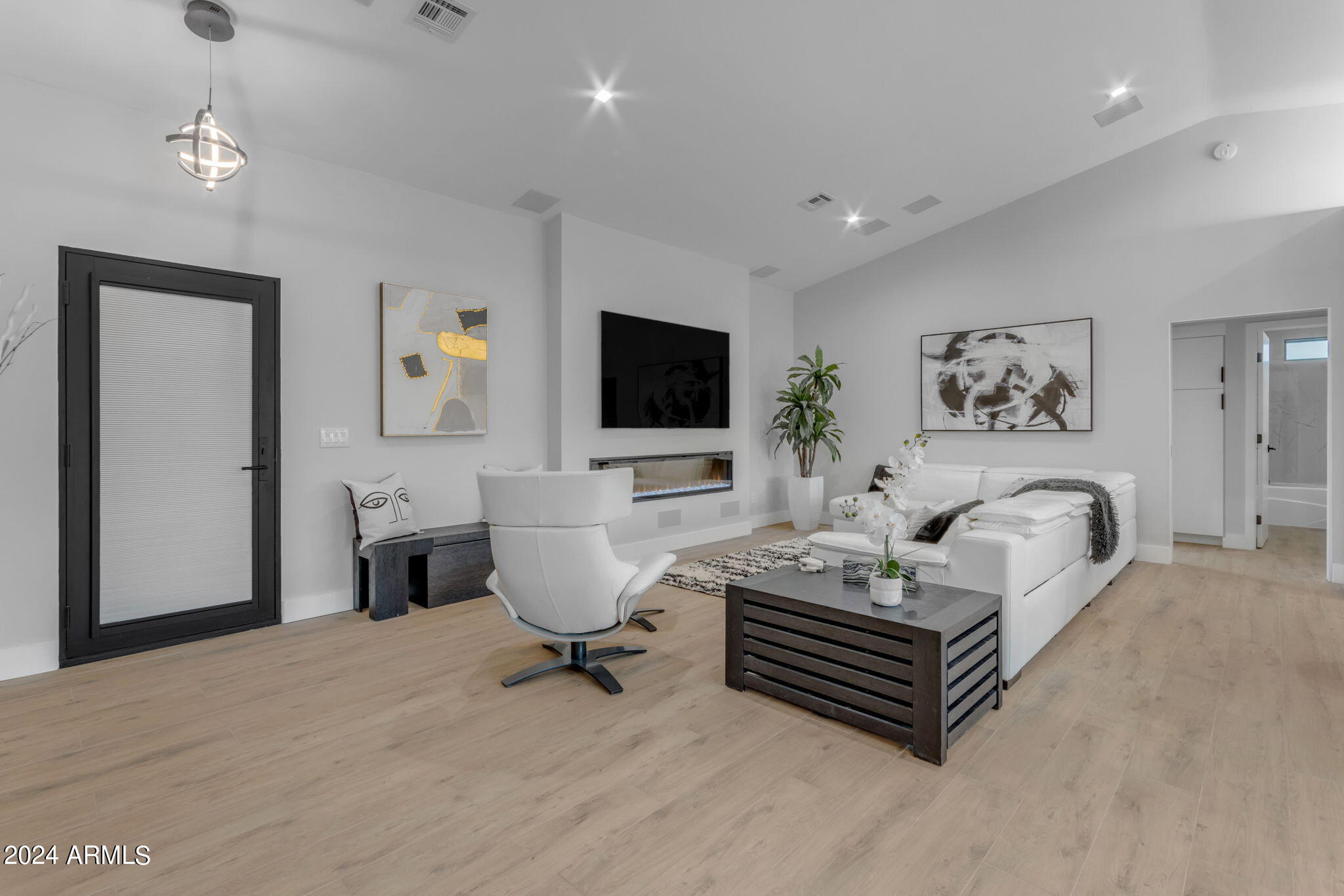 863 South Stagecoach Road Apache Junction, AZ 85119 - Photo 22 of 95 29-web-or-mls-29_172_a4m_br