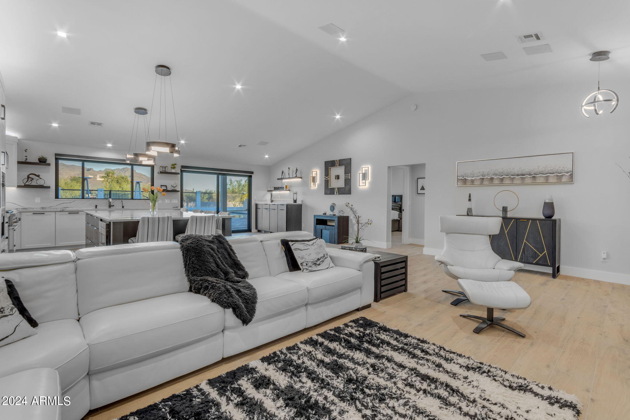 863 South Stagecoach Road Apache Junction, AZ 85119 - Photo 23 of 95 30-web-or-mls-30_166_a4m_br