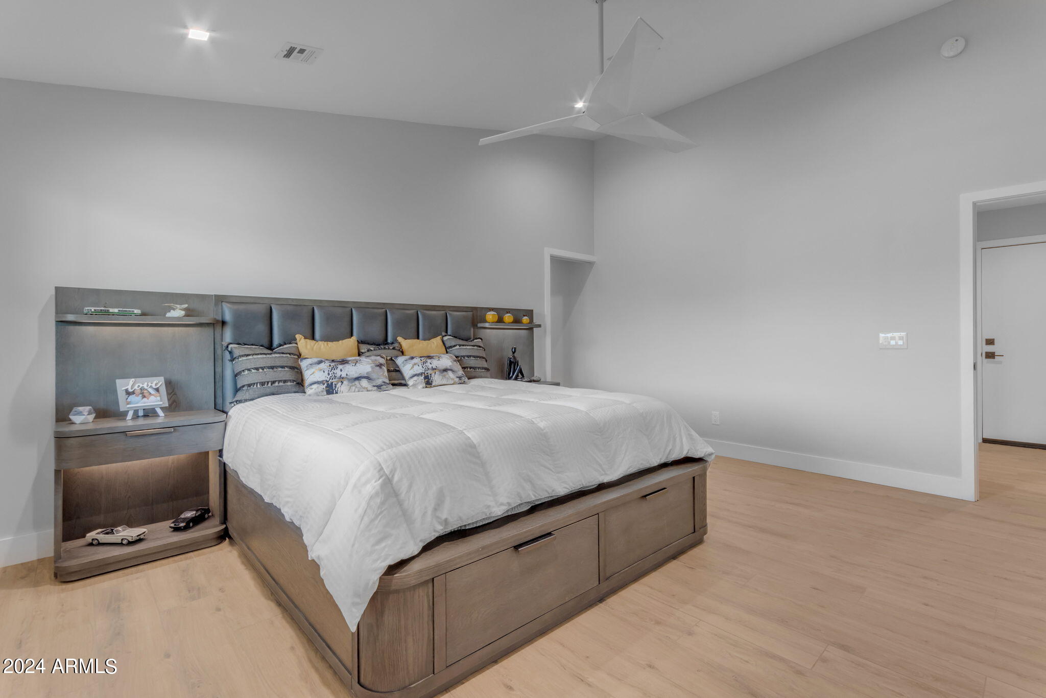 863 South Stagecoach Road Apache Junction, AZ 85119 - Photo 45 of 95 52-web-or-mls-52_088_a4m_br