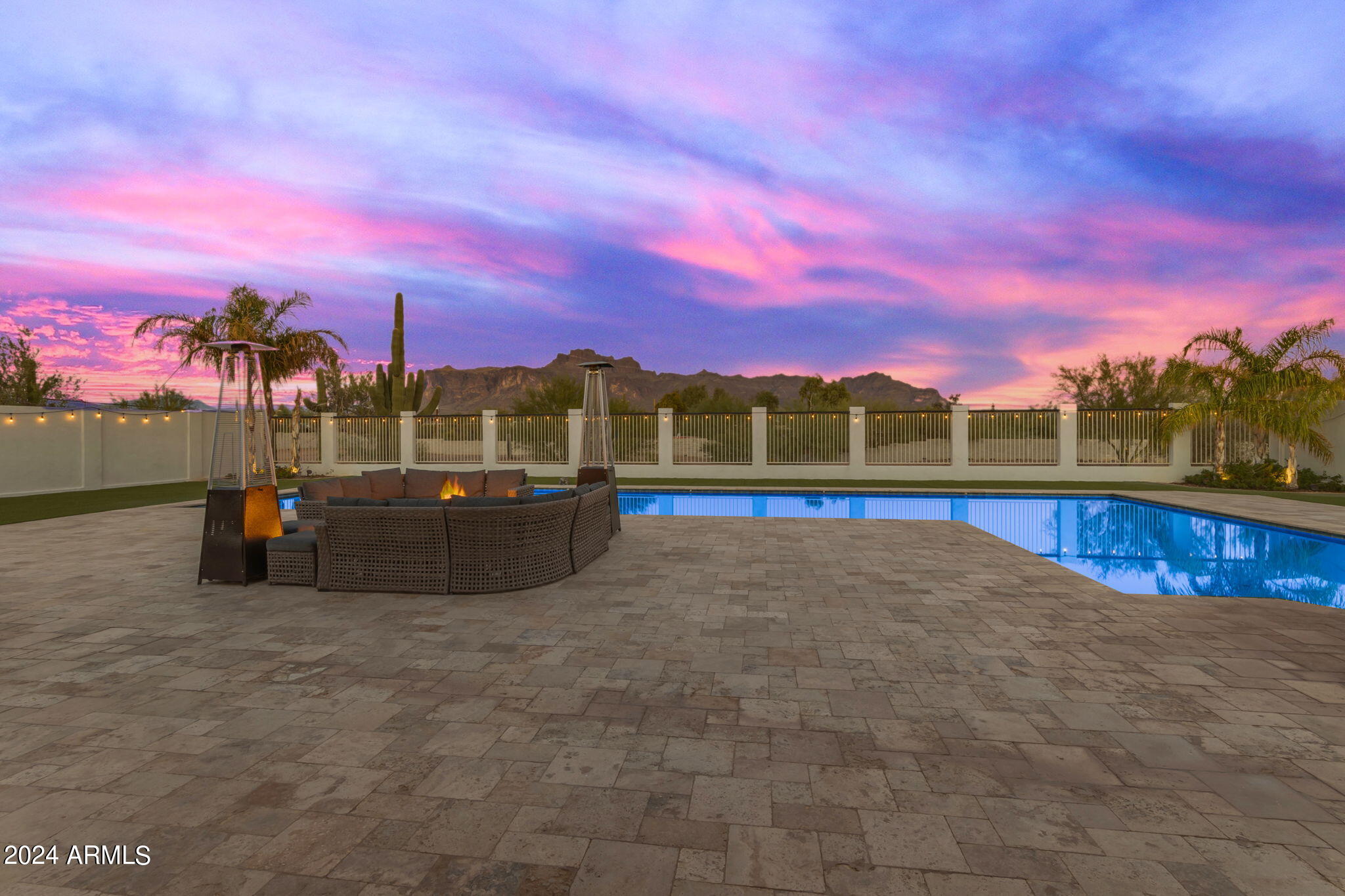 863 South Stagecoach Road Apache Junction, AZ 85119 - Photo 5 of 95 5-web-or-mls-5_292_a4m_br