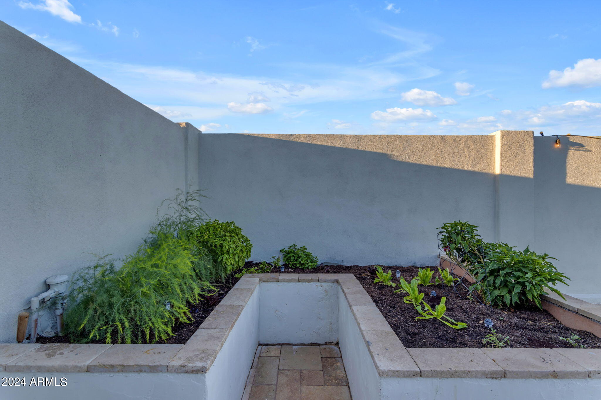 863 South Stagecoach Road Apache Junction, AZ 85119 - Photo 70 of 95 79-web-or-mls-79_043_a4m_br