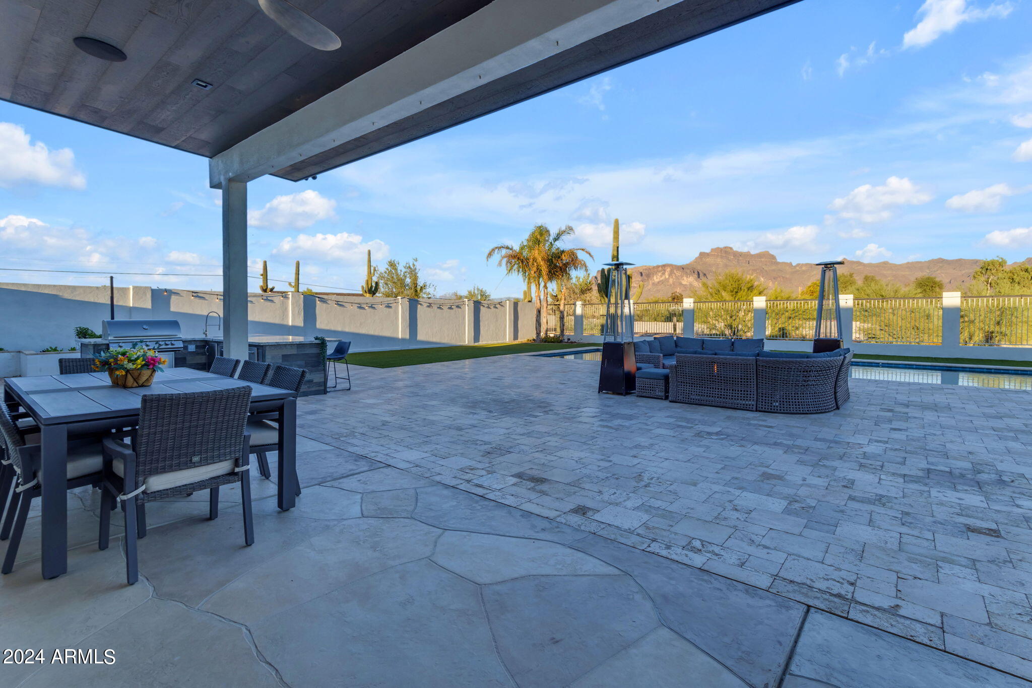 863 South Stagecoach Road Apache Junction, AZ 85119 - Photo 71 of 95 80-web-or-mls-80_037_a4m_br