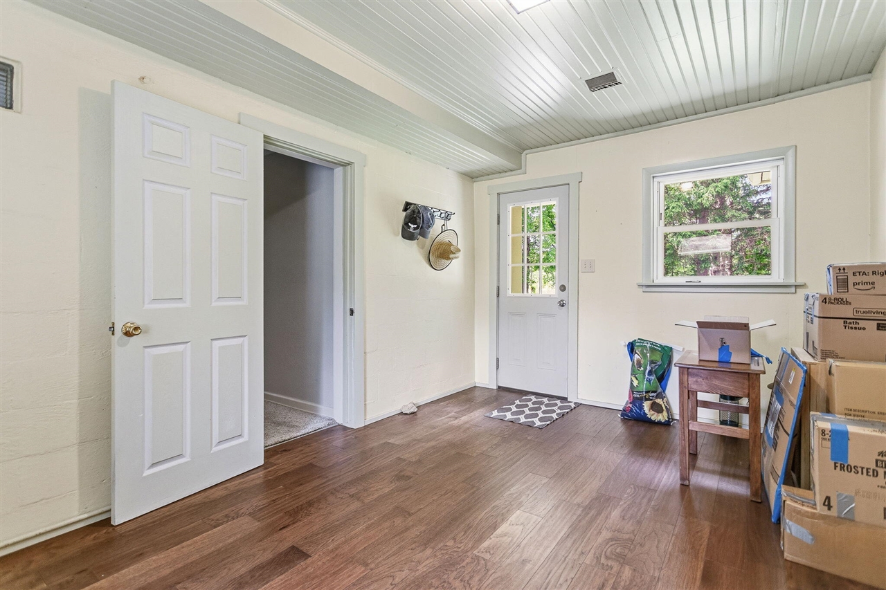 2718 Coloma Road Benton Harbor, MI 49022 - Photo 37 of 55