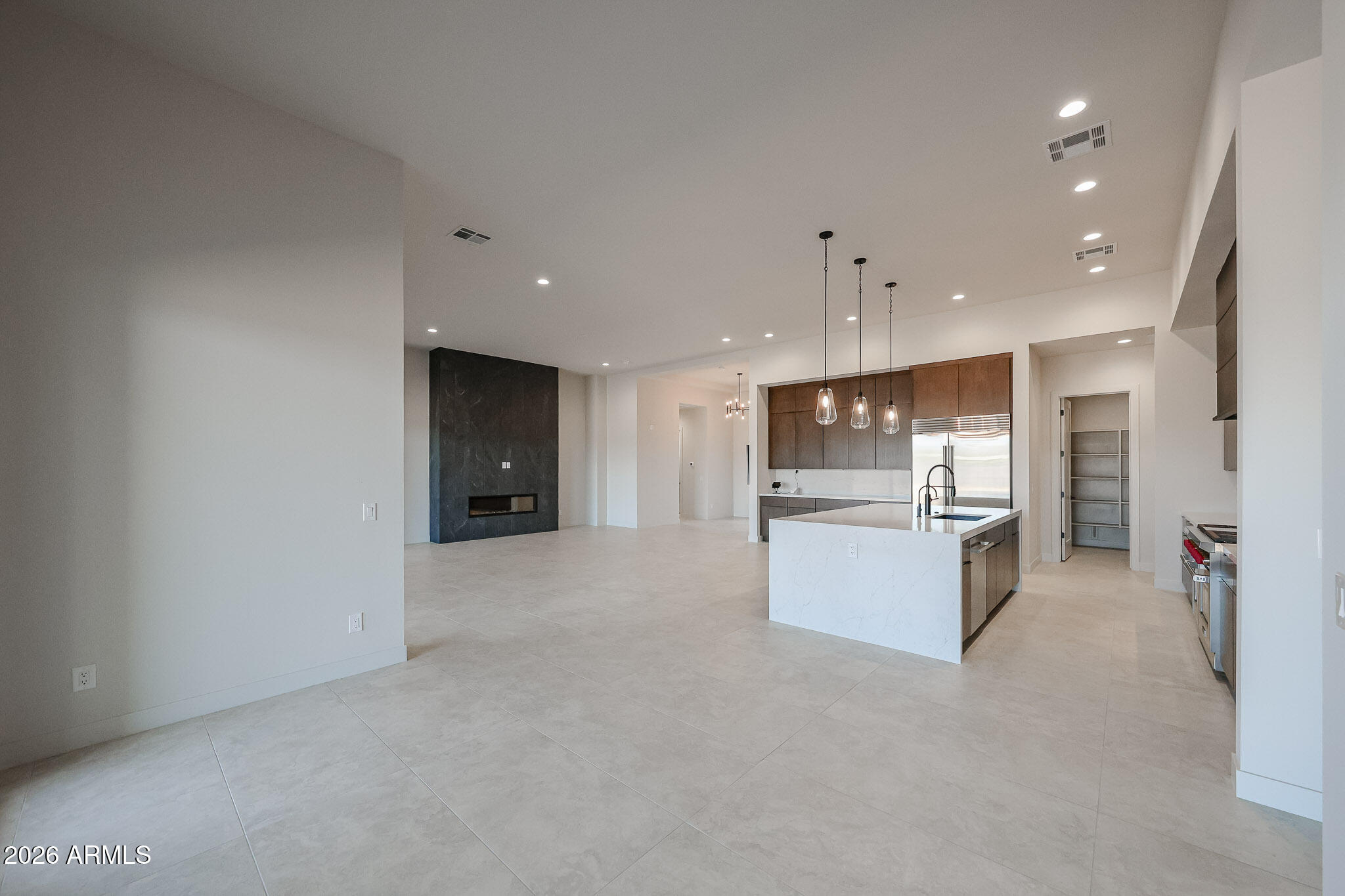 1940 East Creek Canyon Road Phoenix, AZ 85086 - Photo 15 of 66 CC5 20 C Great Room 6