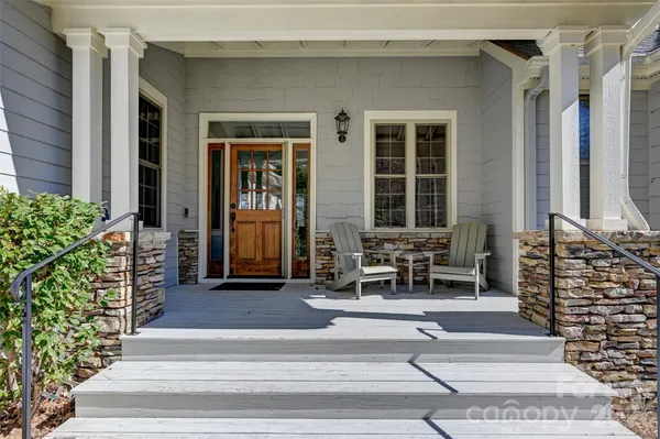$775,000 | 43 Kuykendall Court, Hendersonville, NC 28739