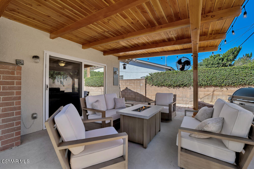 2224 Alscot Avenue Simi Valley, CA 93063 - Photo 20 of 34 2224 Alscot Ave- HsHProd-33