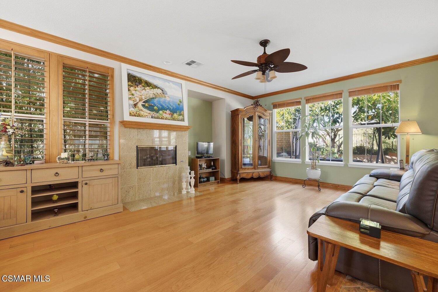 139 Park Hill Road Simi Valley, CA 93065 - Photo 4 of 30 017_cjp_1676_616
