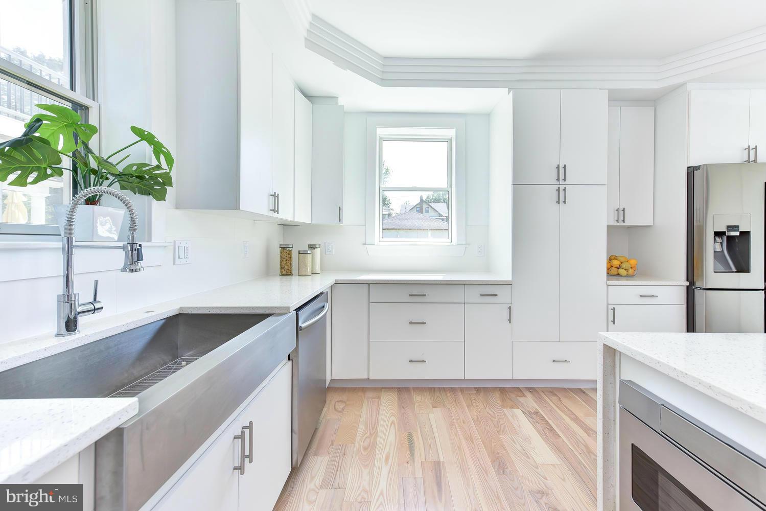 1218 Decatur Street Northwest Washington, DC 20011 - Photo 11 of 30 Interior (General)
