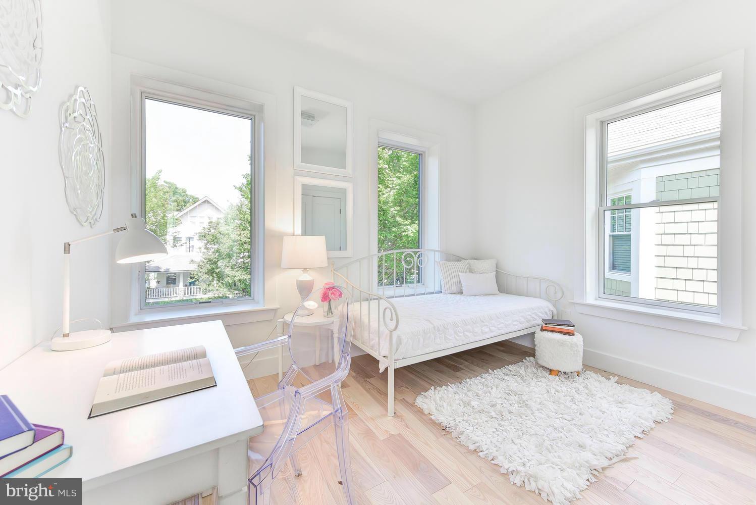 1218 Decatur Street Northwest Washington, DC 20011 - Photo 21 of 30 Interior (General)