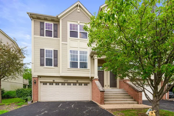$425,000 | 3443 Bradbury Circle, Aurora, IL 60504