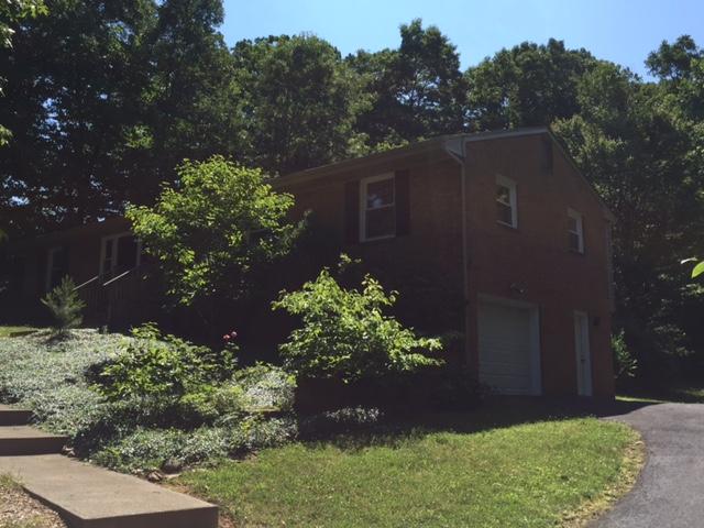 36 Spruce Lane Blue Ridge, VA 24064 - Photo 3 of 35 a view of a yard