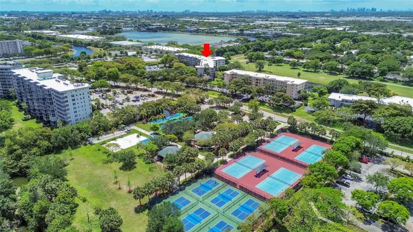 $2,600 | 4020 West Palm Aire Drive, Unit 503, Pompano Beach, FL 33069