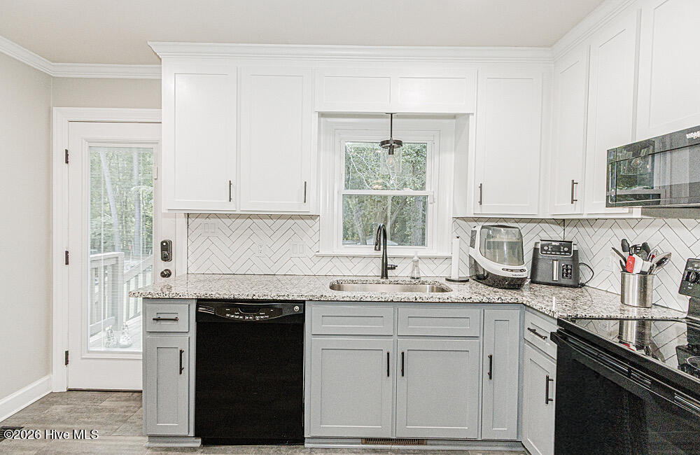 3003 Fieldstream Drive North Wilson, NC 27896 - Photo 14 of 39 Granite Counter Tops