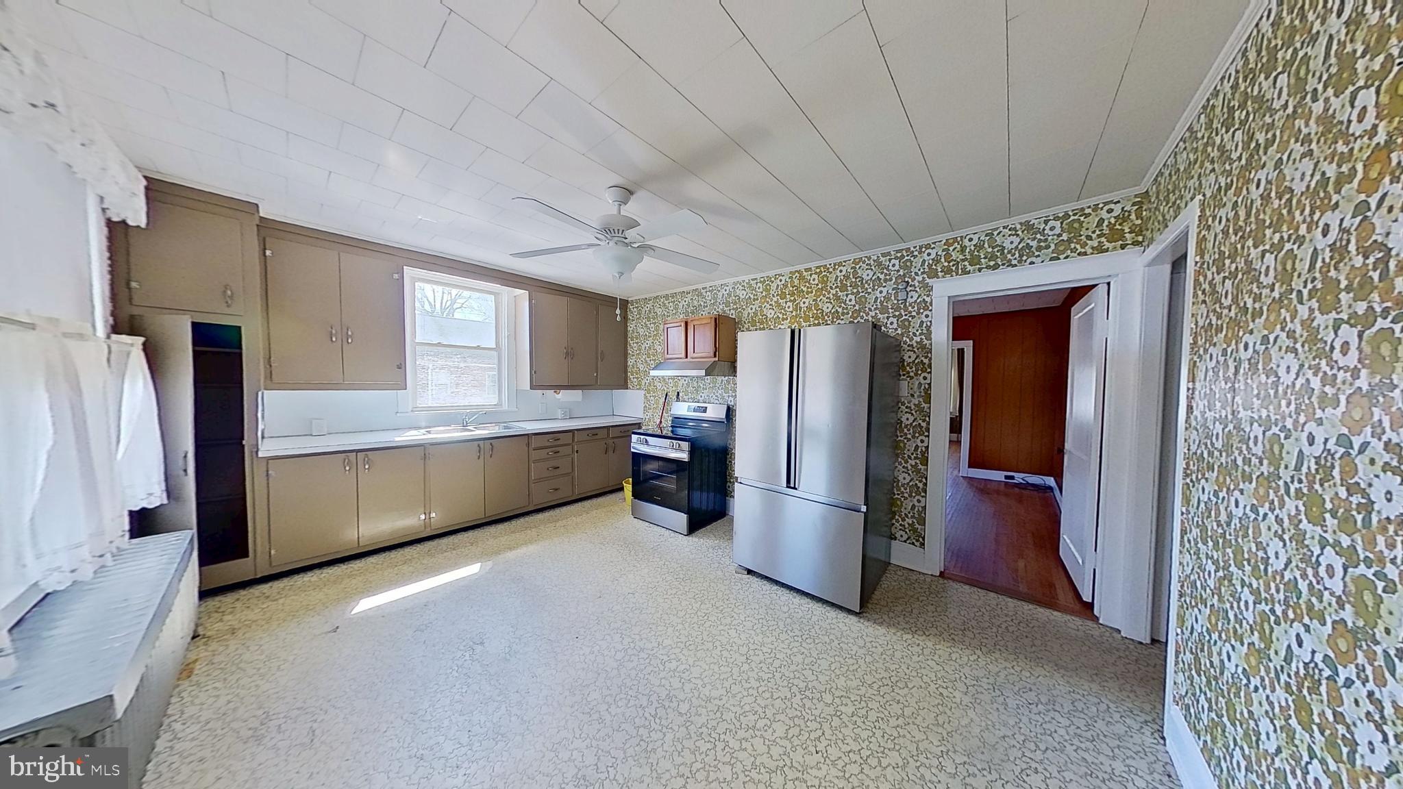 1301 North Duke Street York, PA 17404 - Photo 2 of 8