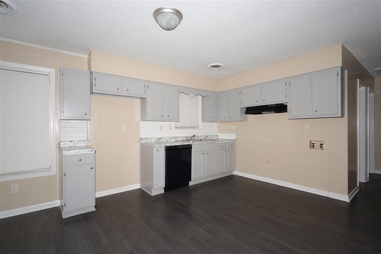 3733 South Ridge Avenue Memphis, TN 38128 - Photo 3 of 12 Gallery Image 3