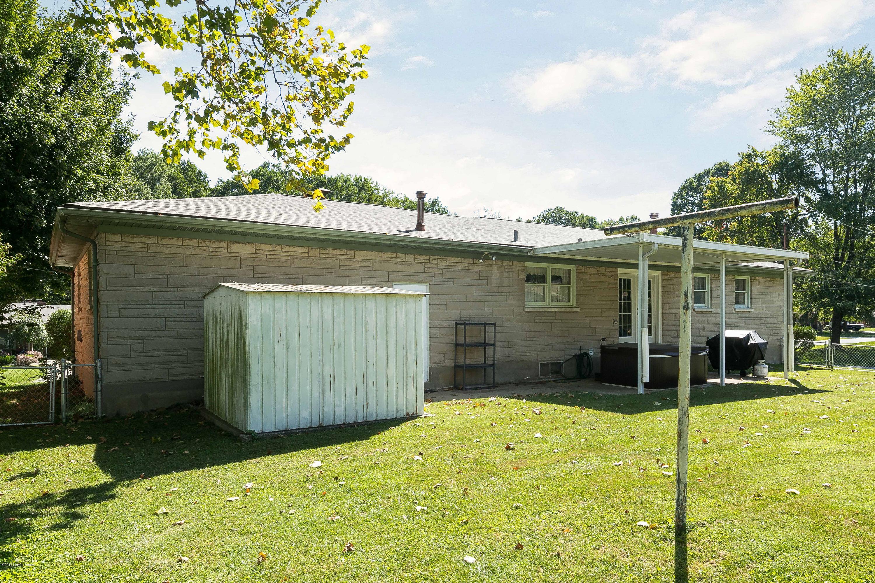 7330 Paiute Road Louisville, KY 40214 - Photo 6 of 34 untitled6