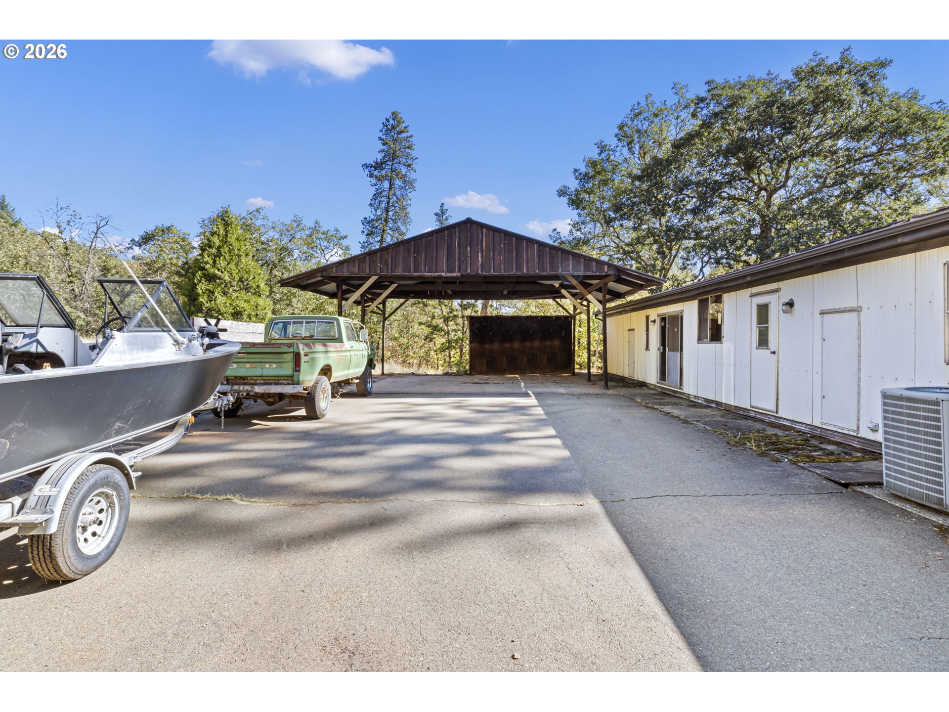 4950 Foothill Boulevard Grants Pass, OR 97526 - Photo 3 of 43 a view of outdoor space and yard