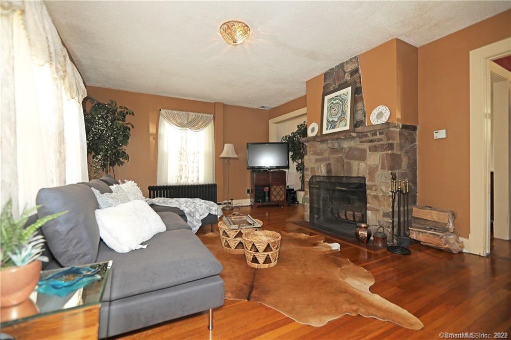 368 Deerfield Road Windsor, CT 06095 - Photo 1 of 1 Gallery Image 1