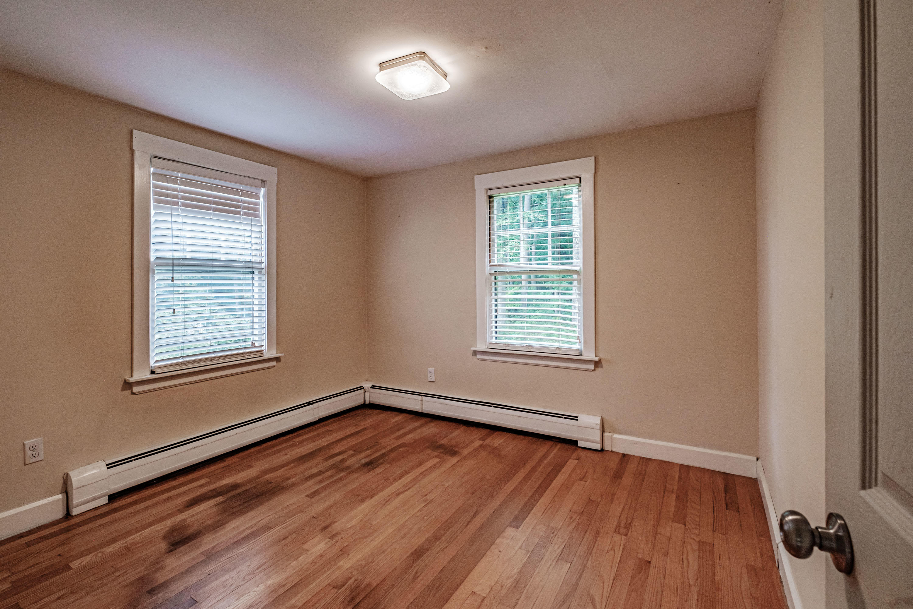 73 Middle Road Falmouth, ME 04105 - Photo 13 of 41 20210709gp-60022