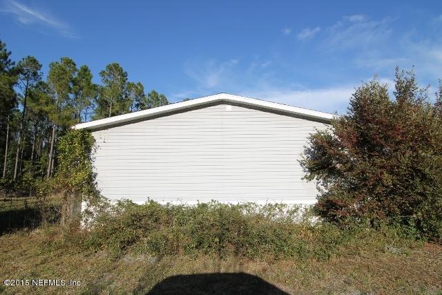 43375 Ellis Avenue Callahan, FL 32011 - Photo 4 of 15 Side of Home