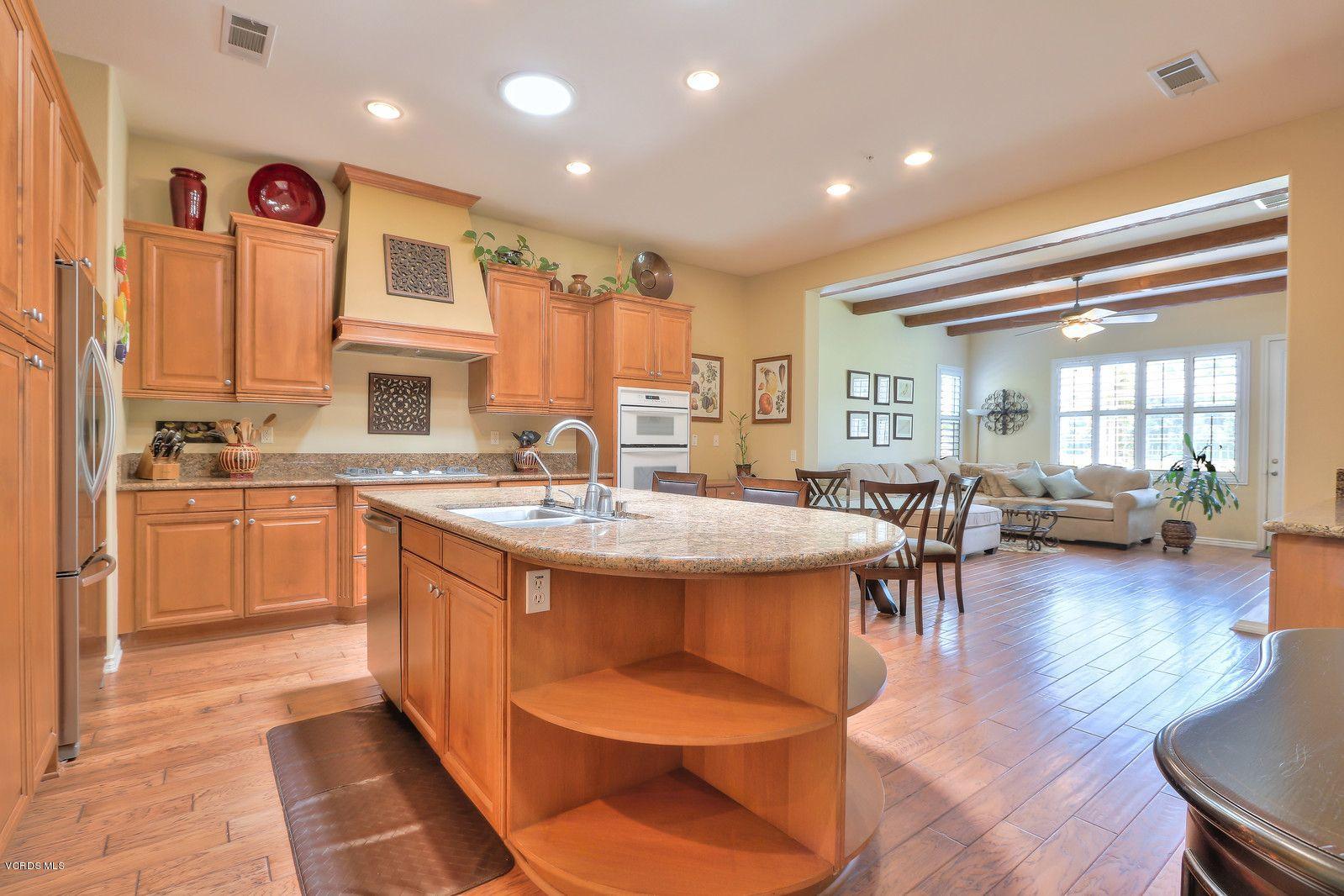 2011 Turnberry Drive Oxnard, CA 93036 - Photo 9 of 56 8-c2774cd0-9e52-45f0-8a4b-9aa82411d2ed