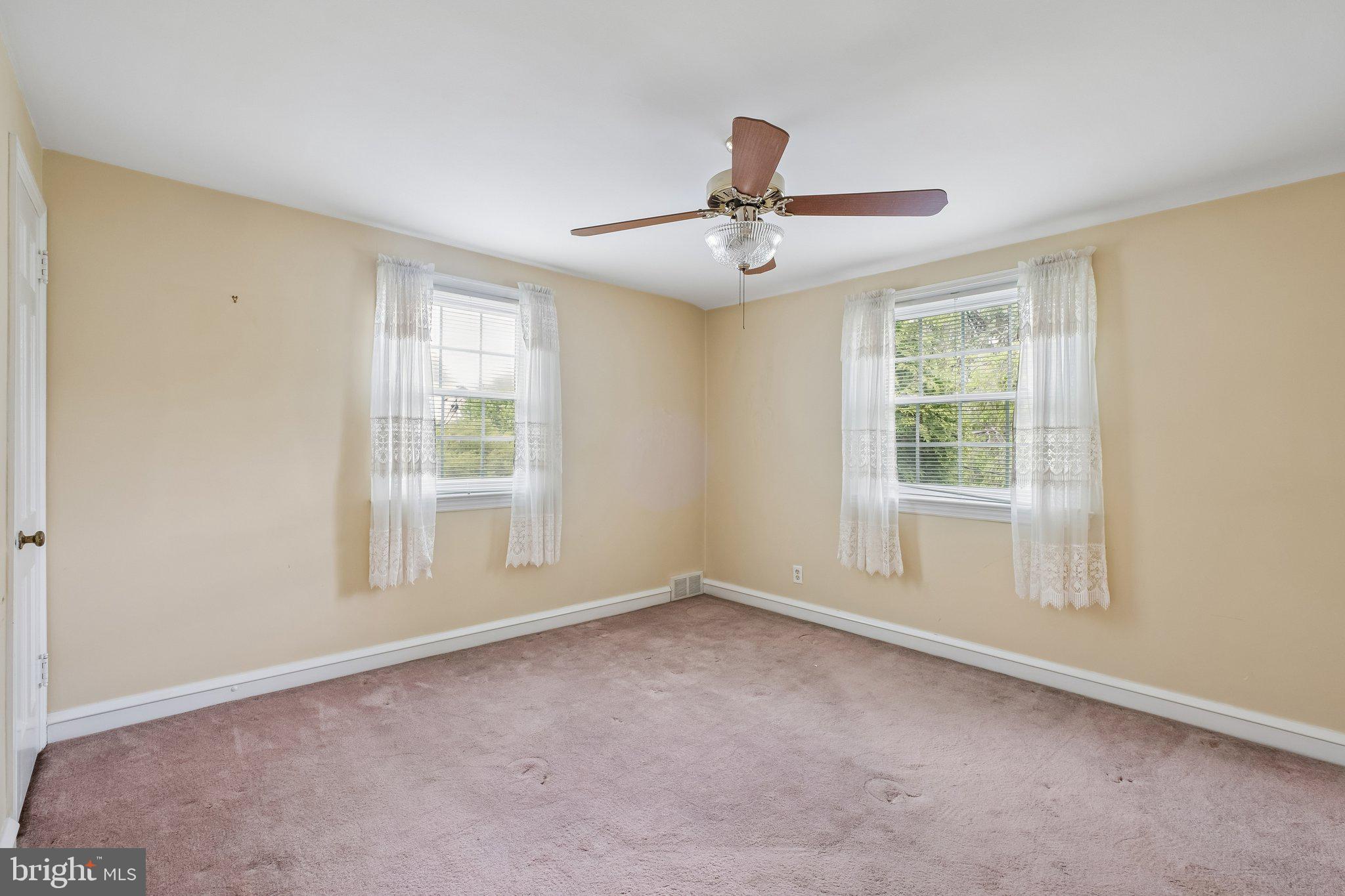 2398 Hollis Road Havertown, PA 19083 - Photo 12 of 27