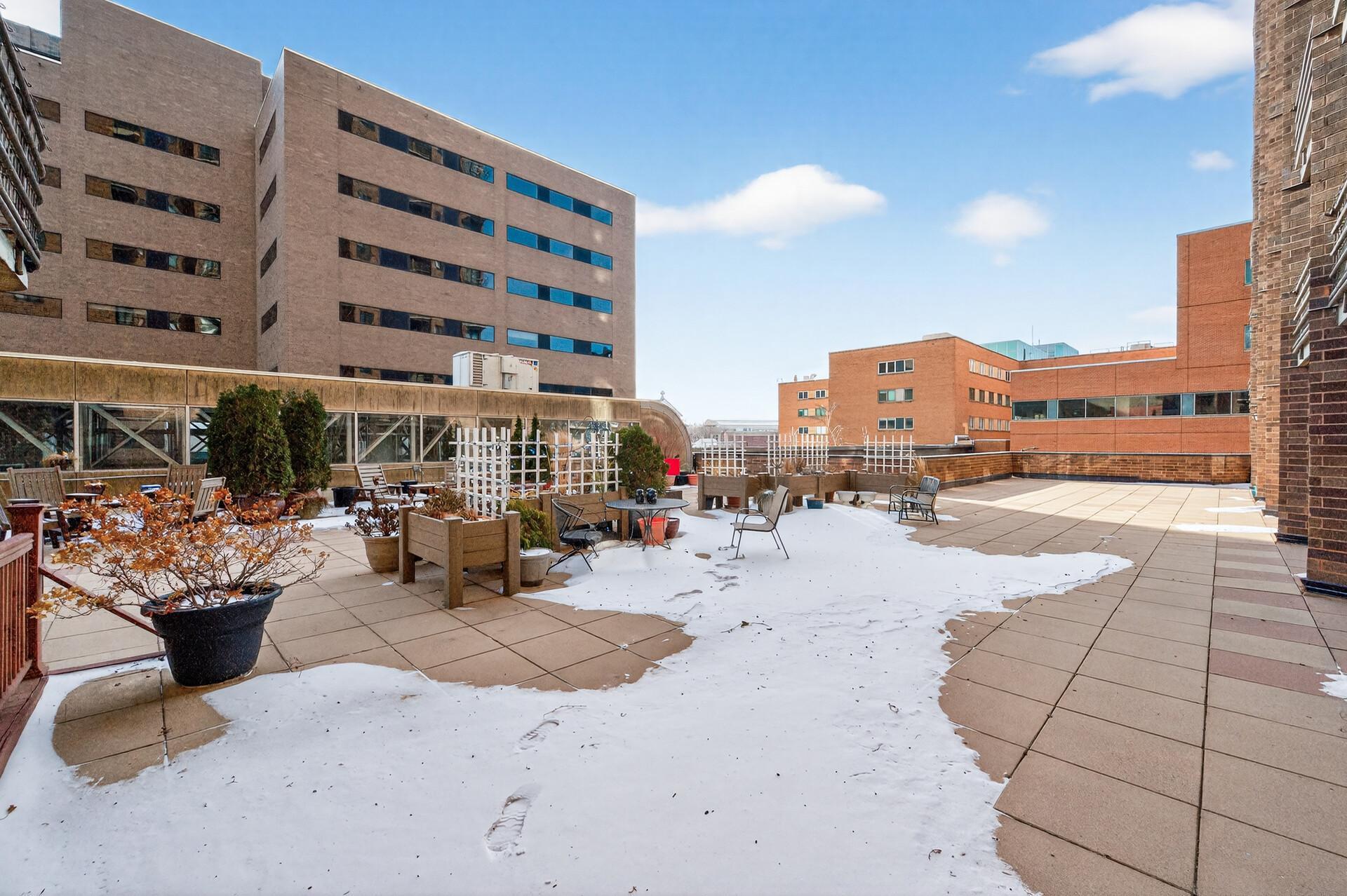 26 West 10th Street, Unit 2004 St. Paul, MN 55102 - Photo 18 of 20