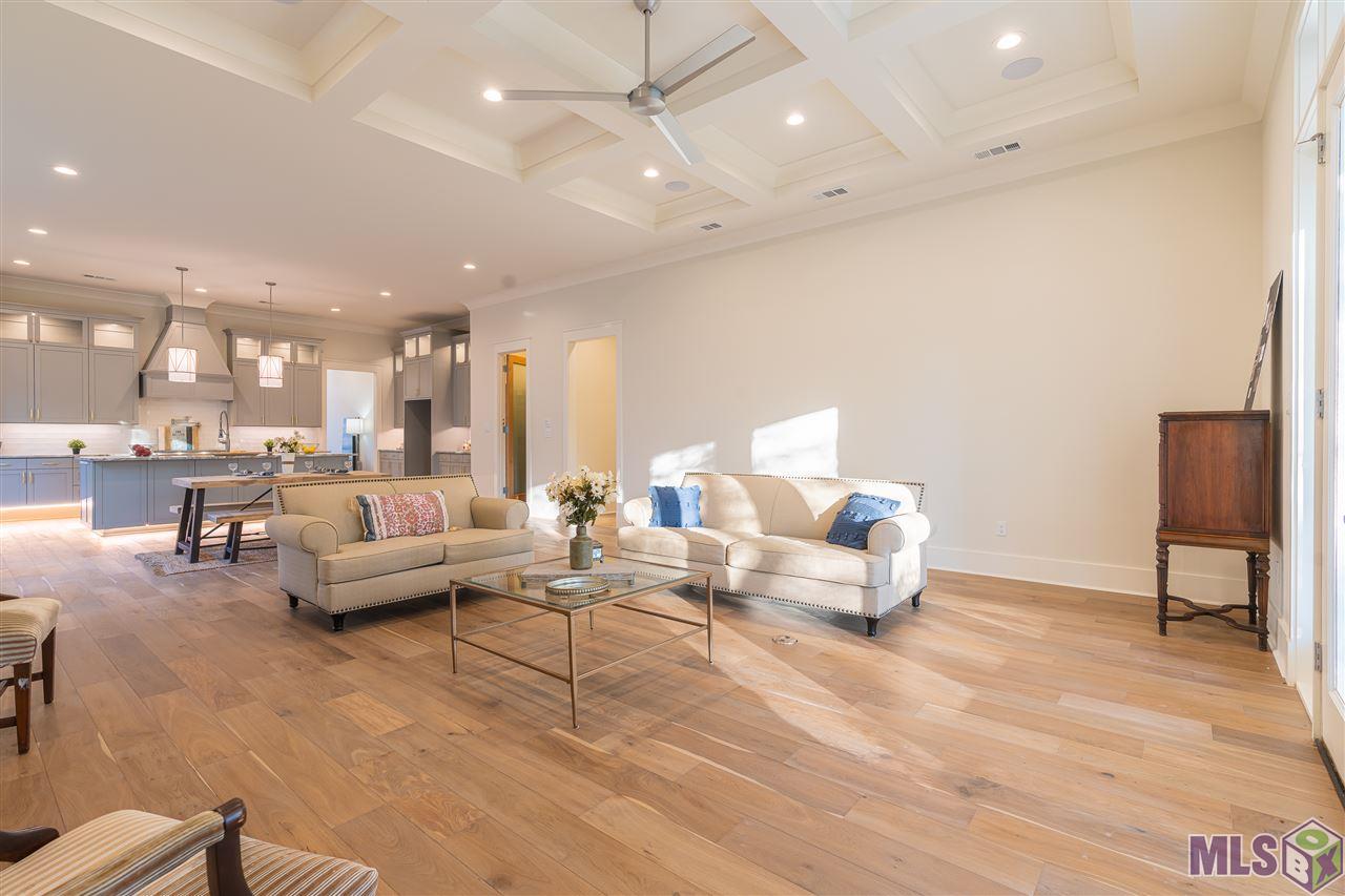 10127 Clarks Ferry Baton Rouge, LA 70817 - Photo 3 of 19 Gallery Image 3
