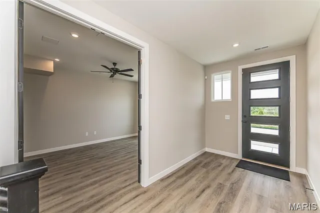 $578,900 | 8923 East Gtwy Heights, Unit 94805, Richmond Heights, MO 63144