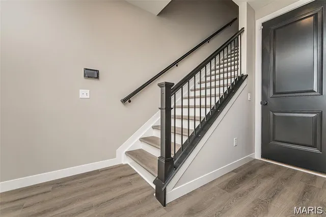 $578,900 | 8923 East Gtwy Heights, Unit 94805, Richmond Heights, MO 63144