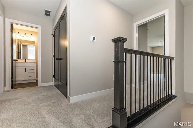 $578,900 | 8923 East Gtwy Heights, Unit 94805, Richmond Heights, MO 63144