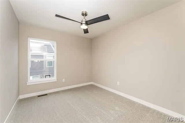 $578,900 | 8923 East Gtwy Heights, Unit 94805, Richmond Heights, MO 63144