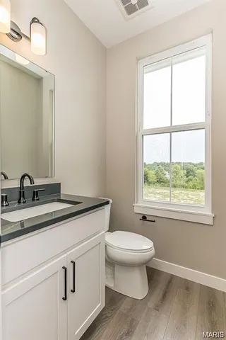 $578,900 | 8923 East Gtwy Heights, Unit 94805, Richmond Heights, MO 63144