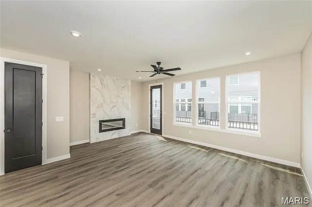 $578,900 | 8923 East Gtwy Heights, Unit 94805, Richmond Heights, MO 63144